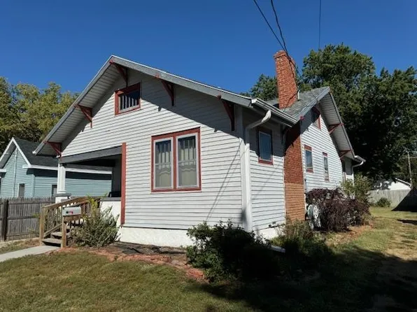 744 N Colorado Ave, Hastings, NE 68901