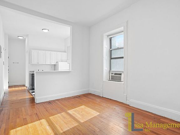 4th image of 985 2nd Ave #4B
