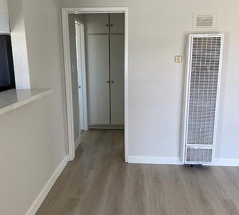 3rd image of 1035 12th St #15