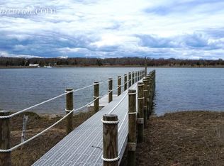 320 Broadwaters Rd, Cutchogue, NY 11935