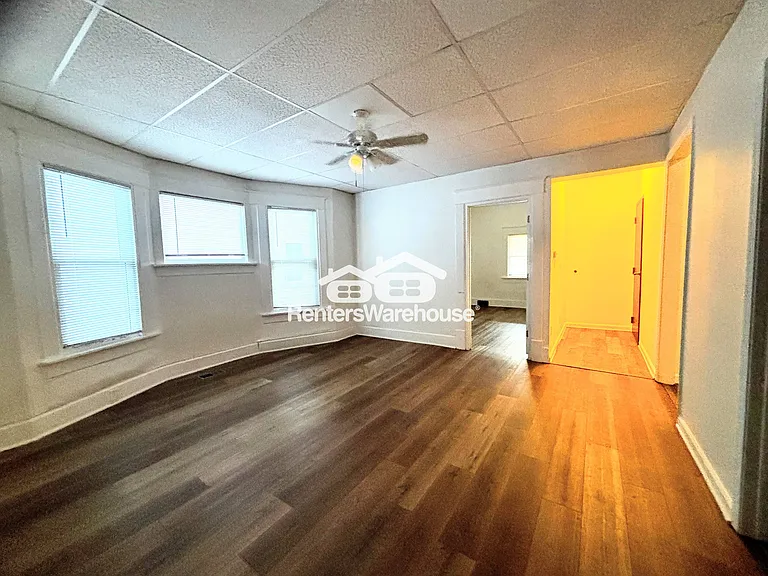 1123 24th St #1 — Photo 10