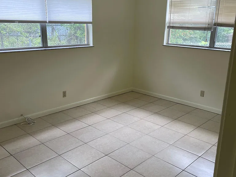 7314 NW 38th St #4 — Photo 5