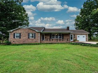 3795 Grace Chapel Rd, Granite Falls, NC 28630