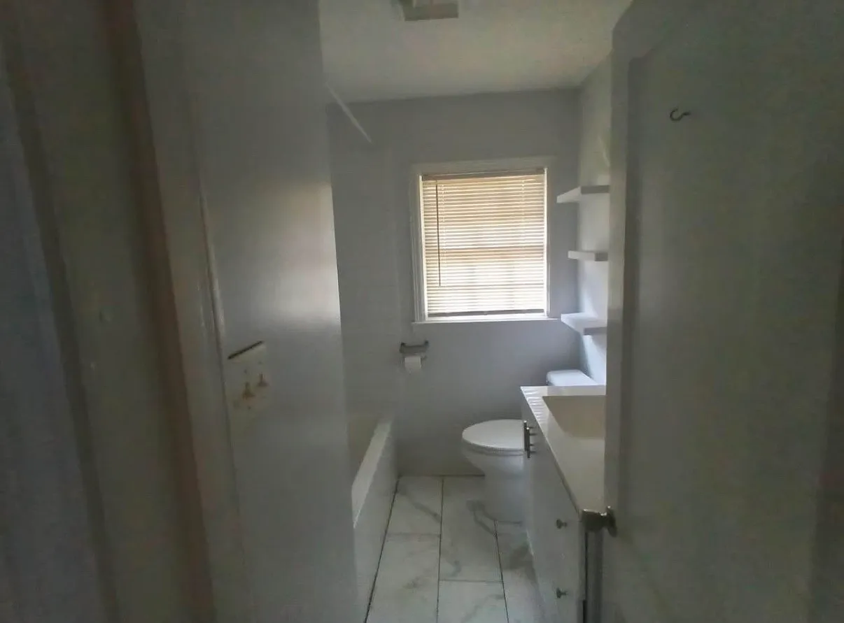 3 bed, 1382 sqft, $1,600 — Photo 4
