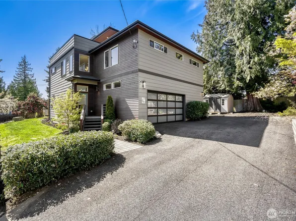 10719 Densmore Avenue N, Seattle, WA 98133