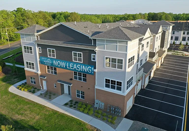 Lofts at Monroe Place — Photo 12