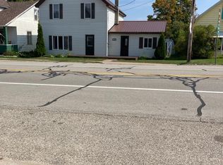 133 S Ontario St, De Tour Village, MI 49725