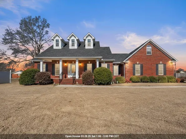 15383 Clodessa Dr, Athens, AL 35611