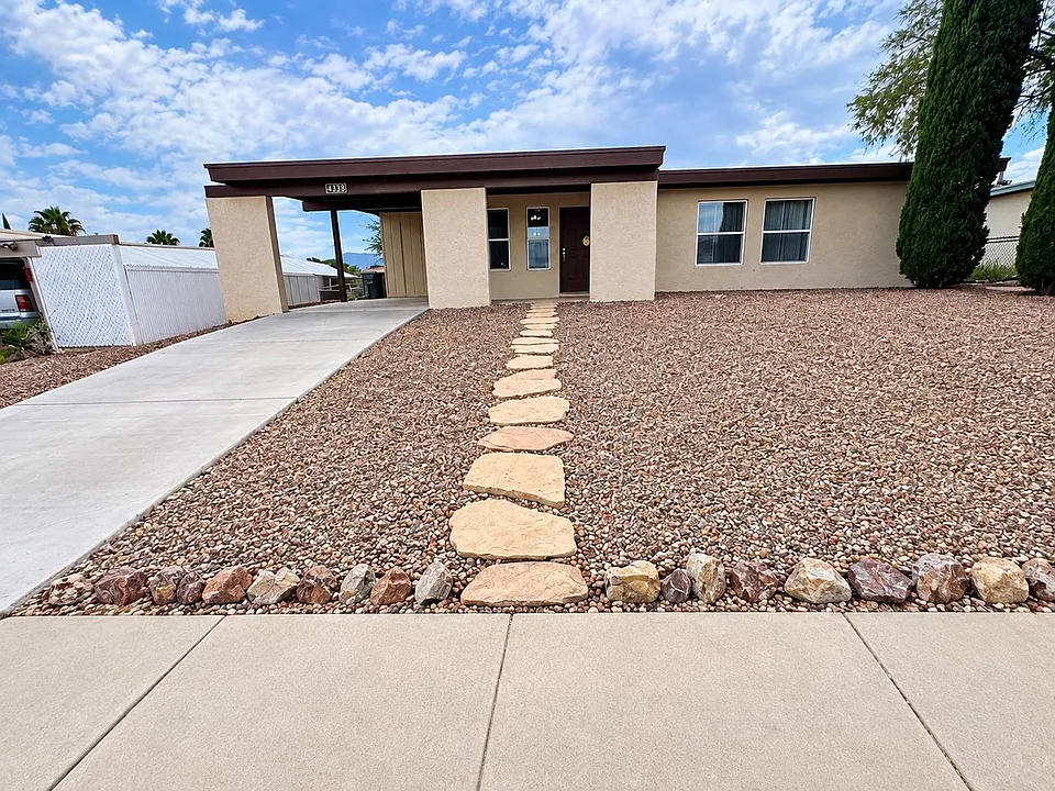 860 Catalina Dr