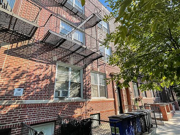 3rd image of 25-27 36th St #6