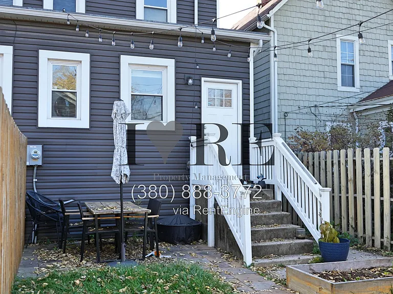 148 N Monroe Ave — Photo 31