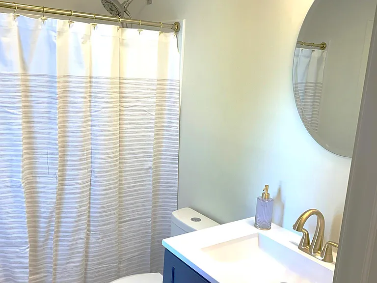1370 N Ewing St — Photo 10