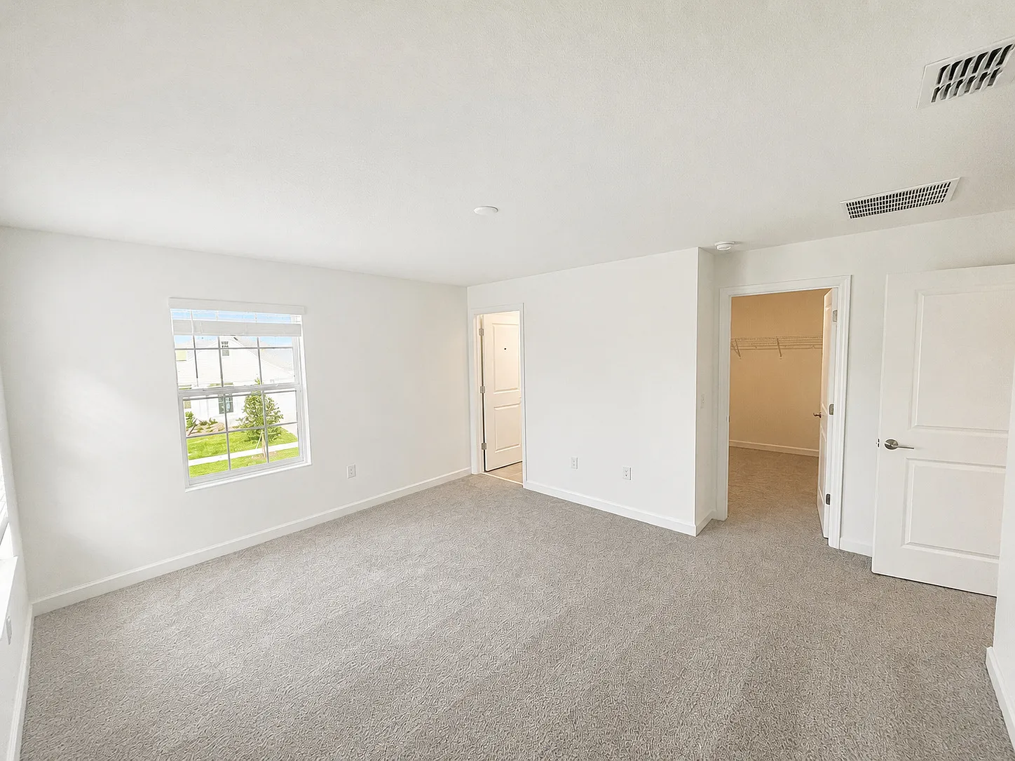 3 bed, 2.5 bath, 1755 sqft, $2,395 — Photo 4