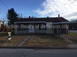 1229 Adams St, Jefferson City, MO 65101