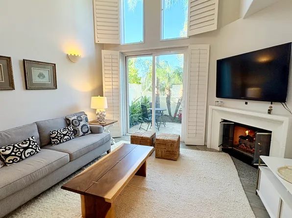 6483 Zuma View Pl Unit 105, Malibu, CA 90265