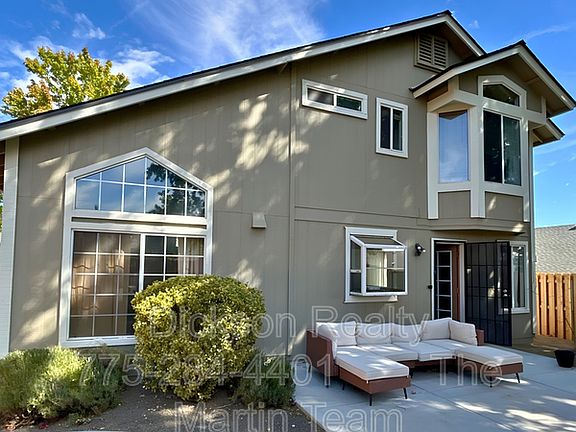 3rd image of 6326 Blue Lakes Ct