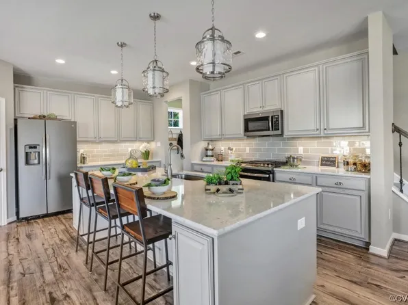 10706 Skippers St, Glen Allen, VA 23059