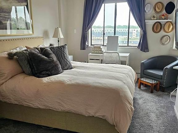 5th image of 2601 Kenzie Ter APT 519