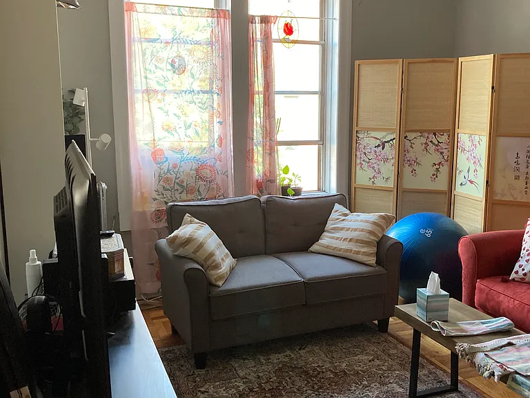 1622 Ocean Pkwy #1B — Photo 2