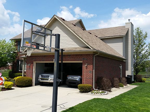 5th image of 26768 Arcadia Dr