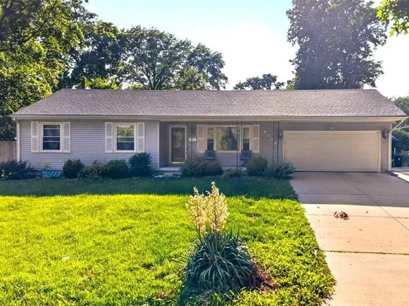 6204 Hedges Ave, Raytown, MO 64133