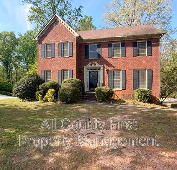 3688 Seton Hall Dr — Photo 1