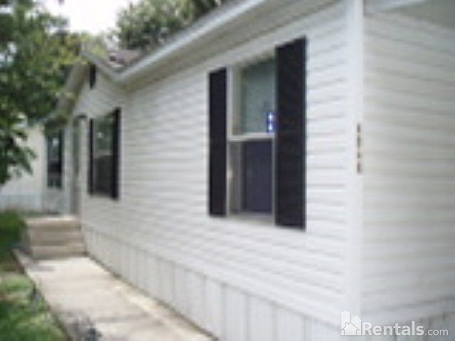 1st image of 4046 Canary Palm Cir