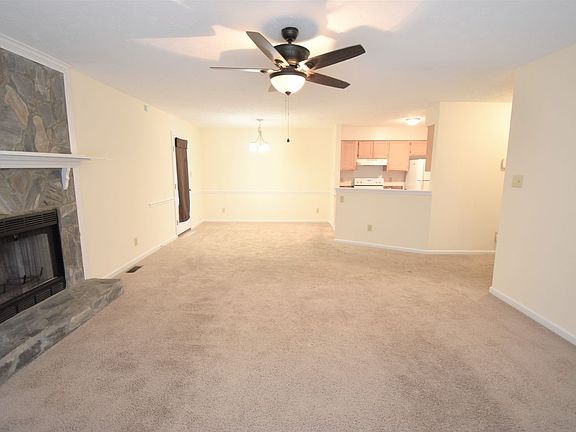 4th image of 711 Alexwood Dr