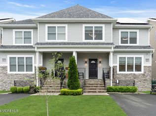 12 Sheraton Dr, Lakewood, NJ 08701