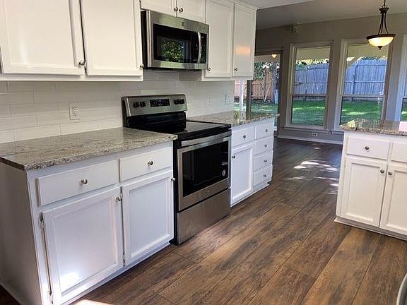 5th image of 3837 Misty Meadow Dr
