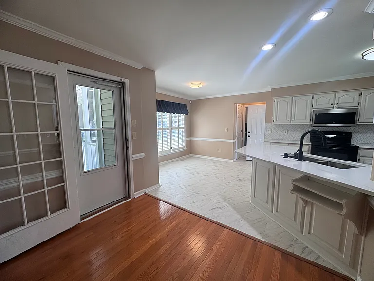 801 Driftwood Dr — Photo 6
