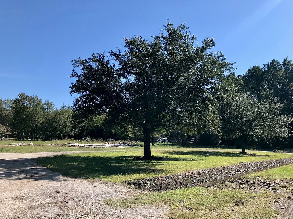2nd image of 2539 Twin Oaks
