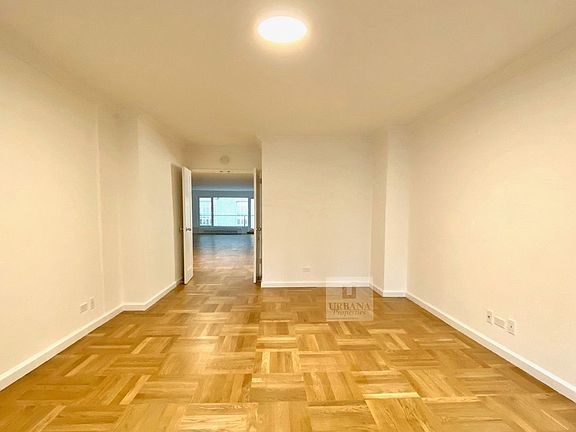 4th image of 200 Central Park S APT 9G