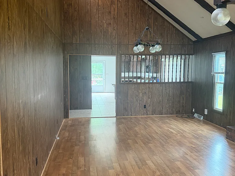 5897 Weddington Rd — Photo 8