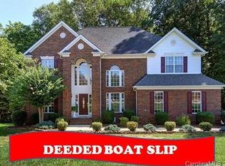 122 Longboat Rd, Mooresville, NC 28117