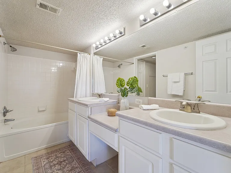 1864 Mallard Dr — Photo 26