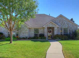 1226 Wicklow Ln, Garland, TX 75044