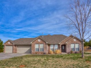 2426 E Rock Creek Rd, Blanchard, OK 73010