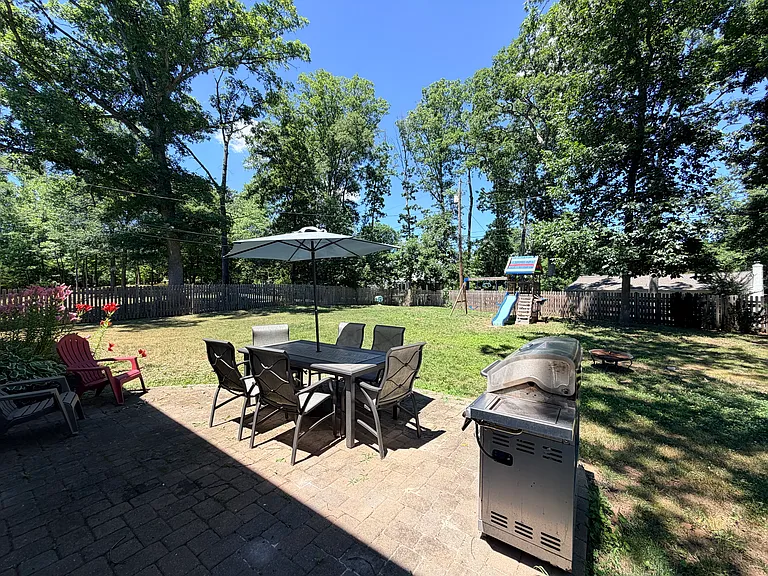 2732 Alfred Cir — Photo 38