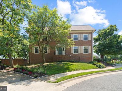 5901 Munson Ct, Falls Church, VA, 22041