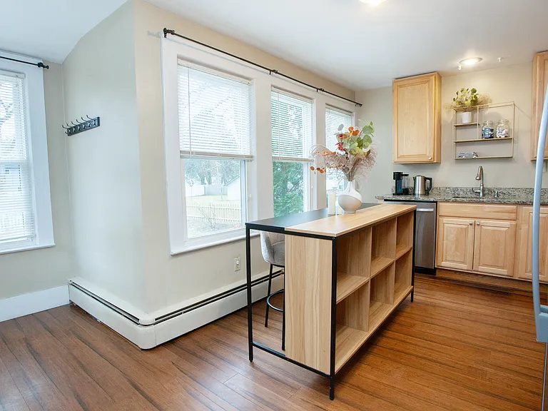 19 Fairview St — Photo 23