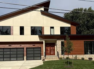 6816 Dean Dr, Mc Lean, VA 22101