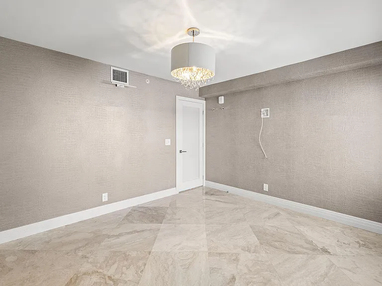3901 S Flagler Dr #1002 — Photo 17