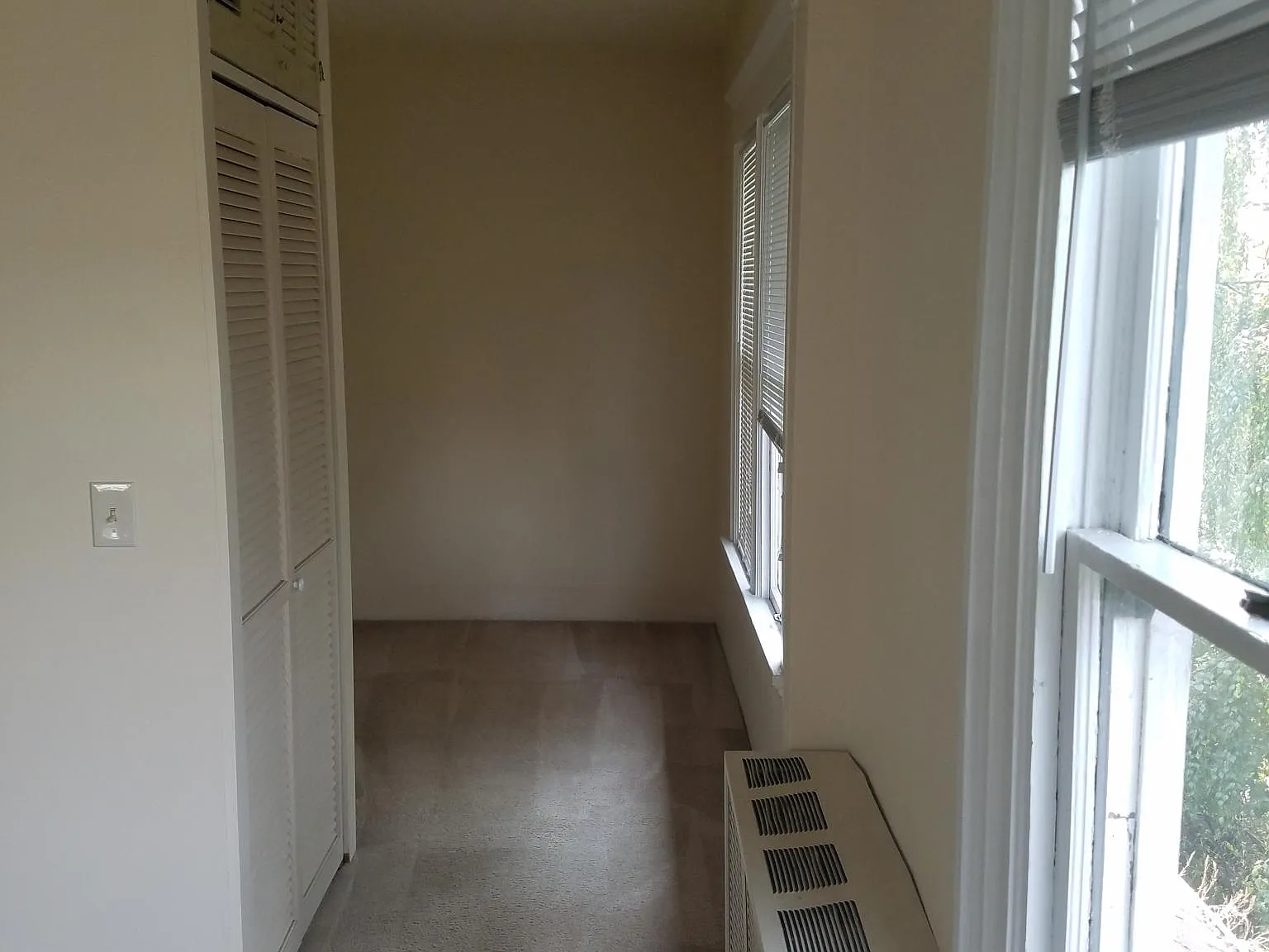 Studio, 450 sqft, $1,195 — Photo 2