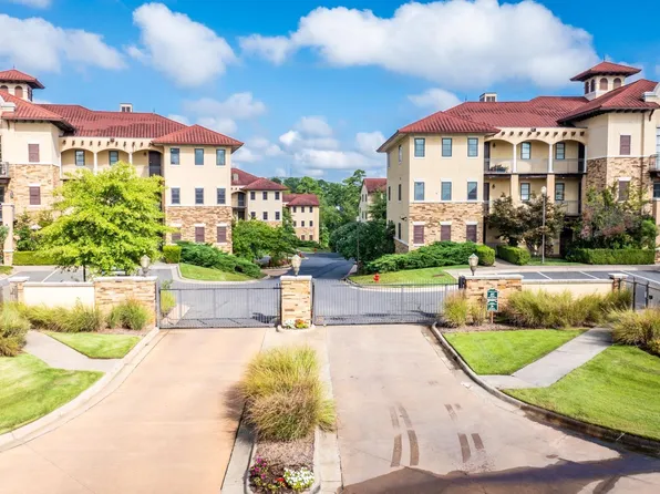 422 Chenal Woods Dr Unit 422, Little Rock, AR 72223