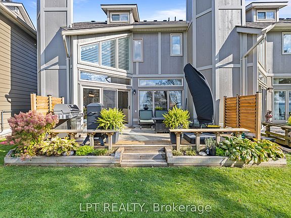 3rd image of 9 Davy Point Cir
