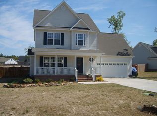 211 Star Gazer Ct, Richlands, NC 28574