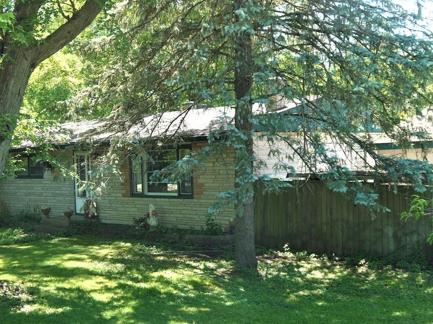 3515 Thompson Rd photo 1