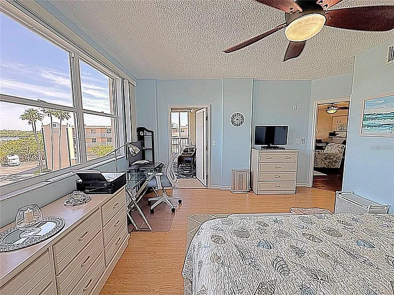 6205 Shoreline Dr #1305 — Photo 16