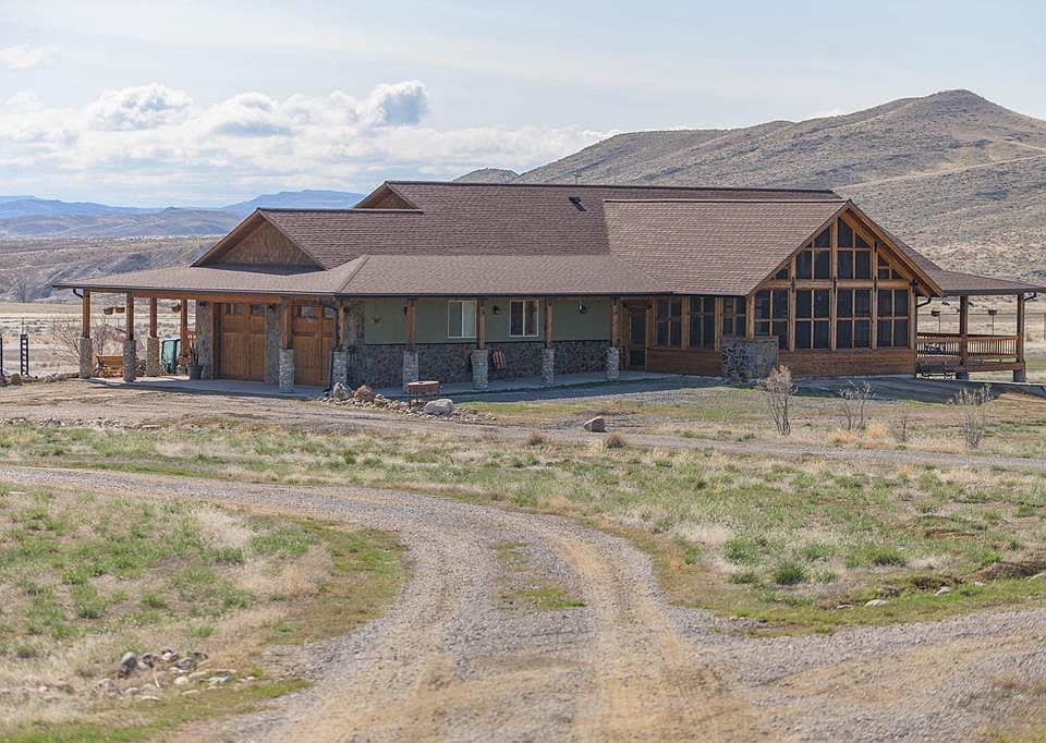 1176 Hwy 31, Manderson, WY 82432 MLS 10019916 Zillow